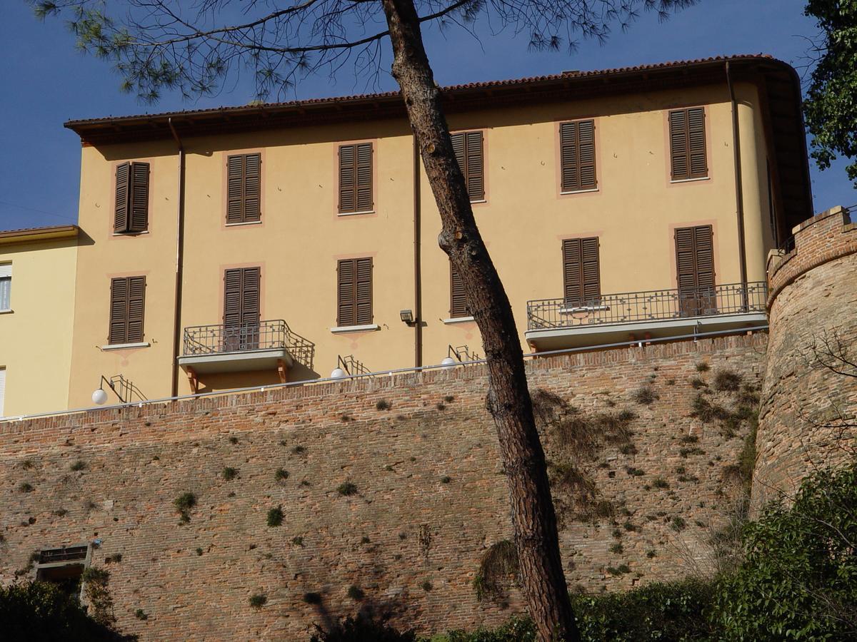Hotel Antico Borgo Риоло Терме Екстериор снимка